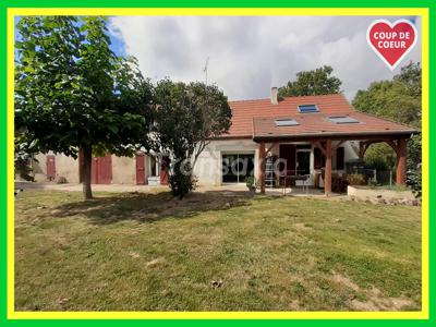 Vente maison 7 pièces 175 m² Montluçon (03100)