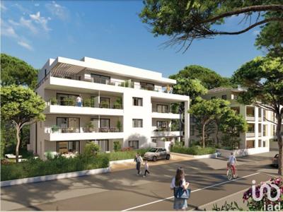 Appartement 3 pièces de 65 m² à Fréjus (83370)