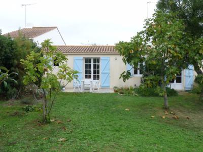 Maison avec agréable jardin clos et arboré à Barbâtre sur l'île de Noirmoutier