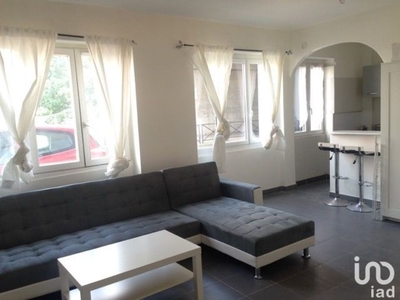 Appartement 2 pièces de 27 m² à Choisy-le-Roi (94600)