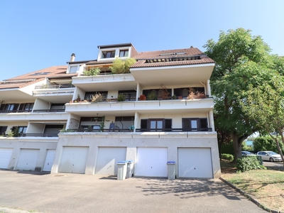 Appartement 3 pièces de 82 m² à Souffelweyersheim (67460)