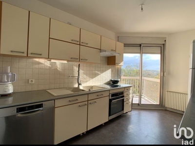 Appartement 4 pièces de 90 m² à Villefranche-sur-Saône (69400)