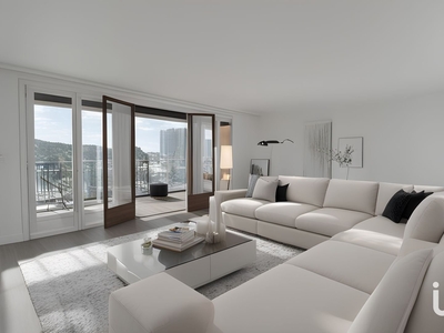Appartement 4 pièces de 105 m² à Marseille (13008)