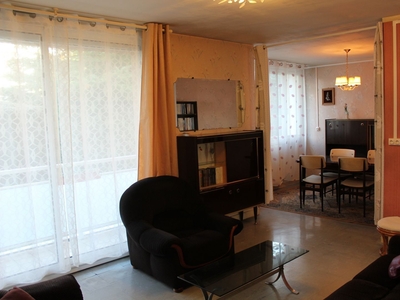 Appartement 4 pièces de 65 m² à Clermont-Ferrand (63000)