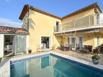 Vente maison 8 pièces 258 m² Cannes (06400)
