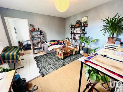 Appartement 2 pièces de 34 m² à Lannion (22300)