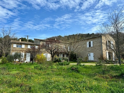 Villa de 17 pièces de luxe en vente Grignan, Auvergne-Rhône-Alpes