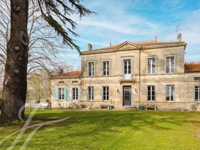 Prestigieux château en vente Bordeaux, France