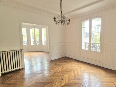 Appartement 5 pièces de 126 m² à Boulogne-Billancourt (92100)