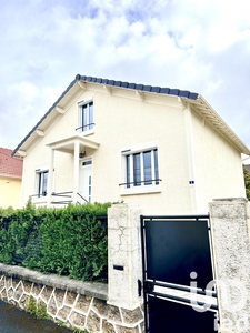 Maison 8 pièces de 146 m² à Bezons (95870)