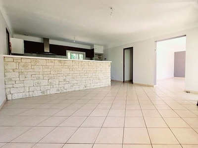 Vente maison 4 pièces 105 m² Istres (13800)