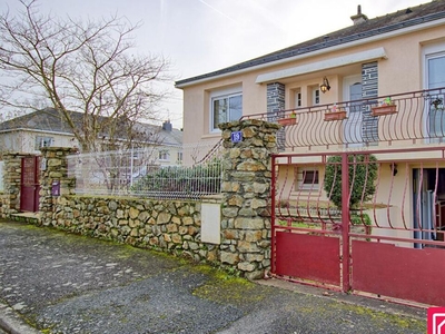 Vente maison 5 pièces 117 m² Angers (49100)