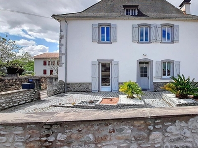 Vente maison 5 pièces 128 m² Mauléon-Licharre (64130)
