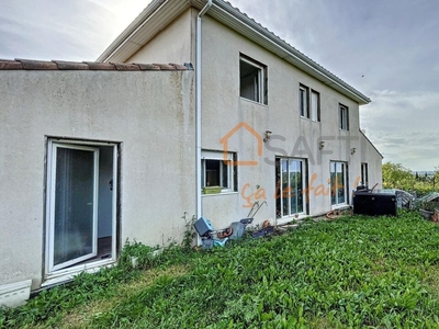 Vente maison 6 pièces 127 m² Castelnaudary (11400)