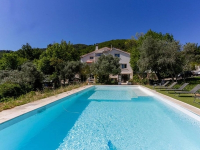 Maison de luxe de 400 m2 en vente Mimet, Provence-Alpes-Côte d'Azur