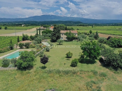 Villa de 12 pièces de luxe en vente Mazan, Provence-Alpes-Côte d'Azur