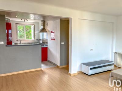 Appartement 3 pièces de 63 m² à Quimper (29000)