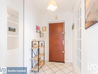 Appartement 3 pièces de 67 m² à Ris-Orangis (91130)