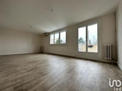 Appartement 3 pièces de 68 m² à Joué-lès-Tours (37300)