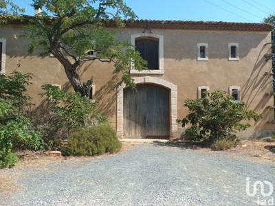 Maison 9 pièces de 220 m² à Cruscades (11200)