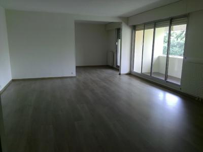 Location appartement 4 pièces 98 m²