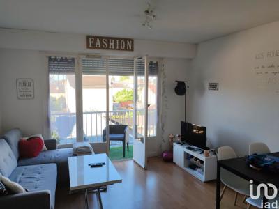 Appartement 2 pièces de 47 m² à Moulins (03000)