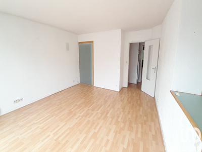 Appartement 2 pièces de 63 m² à Tours (37100)