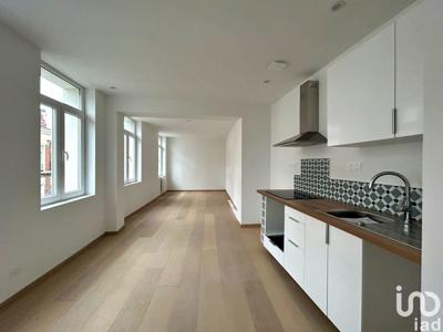 Appartement 3 pièces de 58 m² à Lille (59800)