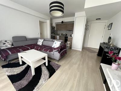 Appartement 3 pièces de 59 m² à Trappes (78190)