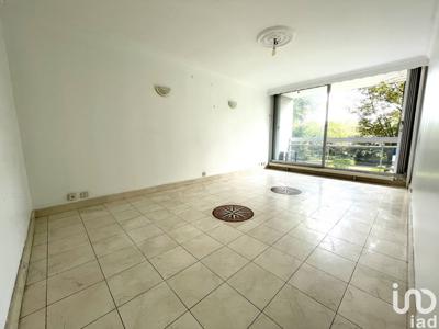 Appartement 3 pièces de 66 m² à Pantin (93500)