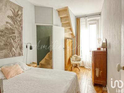 Appartement 3 pièces de 69 m² à Paris (75018)