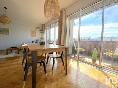 Appartement 3 pièces de 93 m² à Marseille (13008)