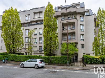 Appartement 5 pièces de 100 m² à Le Kremlin-Bicêtre (94270)