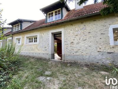 Maison 5 pièces de 110 m² à Poigny-la-Forêt (78125)