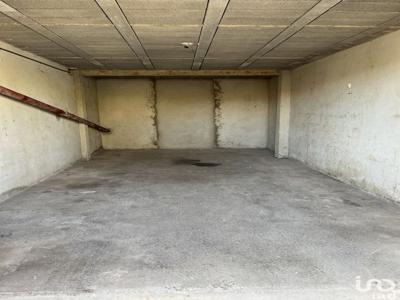 Parking/garage/box de 19 m² à Six-Fours-les-Plages (83140)