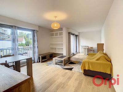 Location appartement 3 pièces 85.95 m²
