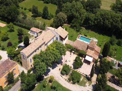 Villa de 25 pièces de luxe en vente Grans, Provence-Alpes-Côte d'Azur