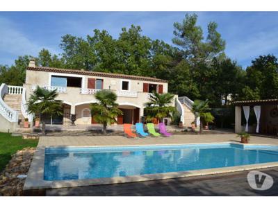 Mas provençal piscine, pool house et cuisine d'été