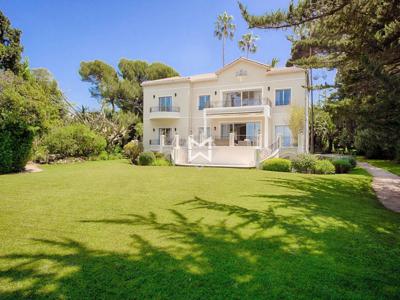 11 room luxury Villa for sale in Antibes, France