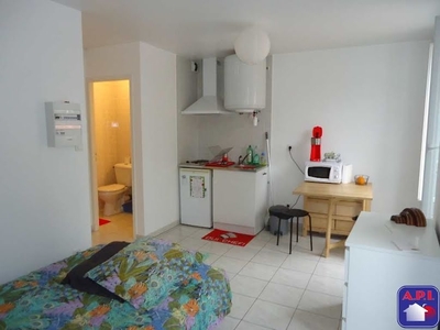Location appartement 1 pièce 17 m²