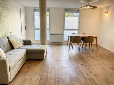 Location meublée appartement 3 pièces 82 m²