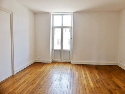 Location appartement 4 pièces 100 m²