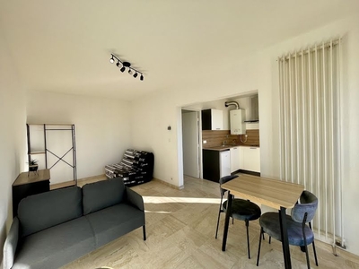Location meublée appartement 1 pièce 27.64 m²