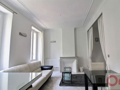 Location meublée appartement 1 pièce 38.03 m²