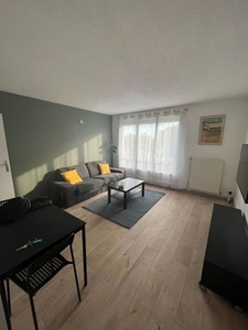 Location meublée appartement 4 pièces 80 m²