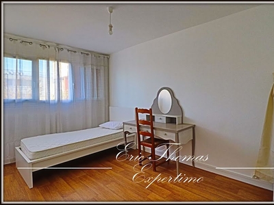 Location meublée appartement 5 pièces 92 m²