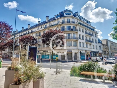 Vente appartement 9 pièces 222.22 m²