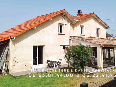 Vente maison 4 pièces 127 m² Montpon-Ménestérol (24700)