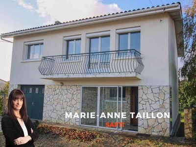 Vente maison 4 pièces 99 m² Jonzac (17500)