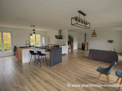 Vente maison 5 pièces 148 m² Chantonnay (85110)